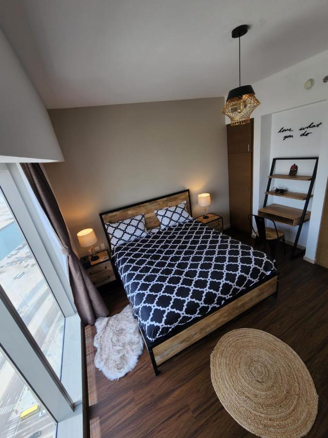Апартаменты Cozy 1Br In Iconic Tower Абу-Даби Экстерьер фото
